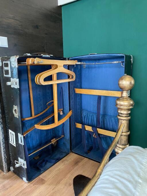 Gleis 1, Eisenbahn Waggon Mit Whirlpool Und Ofen Villa Dahlem  Exterior photo
